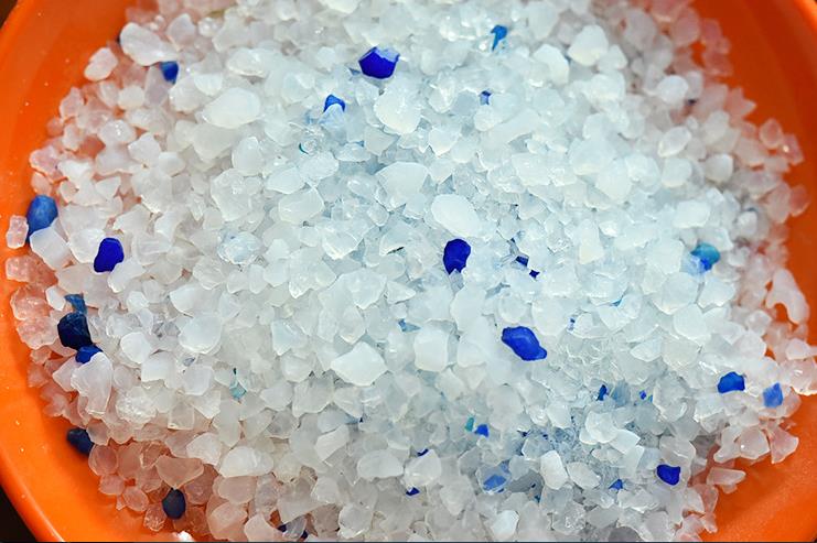 Image showcasing Wholesale & OEM Supported Low Dust Silica Gel Cat Litter Crystal Cat L ...